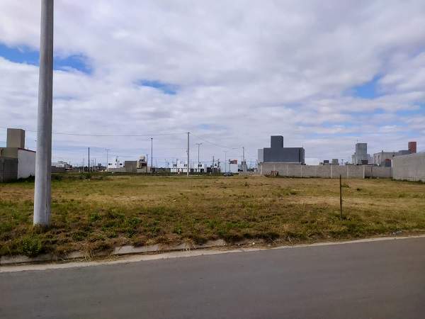 VENTA LOTE EN VALLE CERCANO