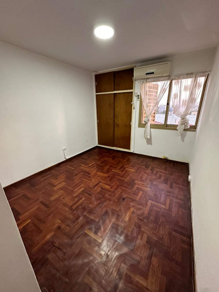 LOMAS DE SAN MARTÍN DPTO EN VENTA DE TRES DORM MAS DOS COCHERAS APTO BLANQUEO APPTO BANCOR