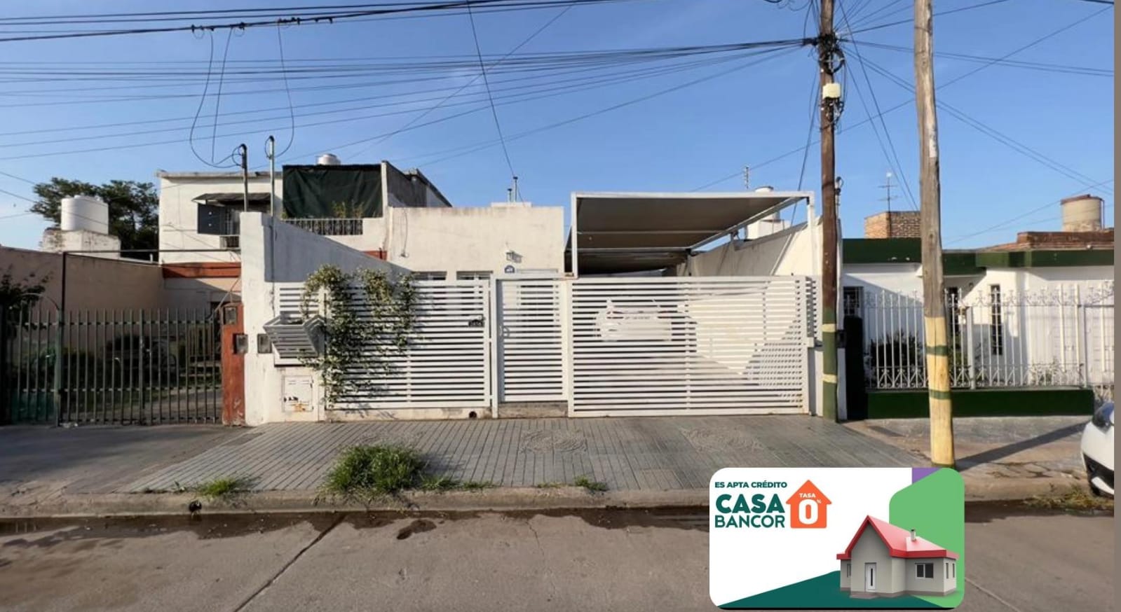 CASA EN VENTA BARRIO LAS MARGARITAS – IMPECABLE ESTADO