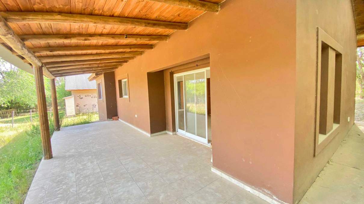 Casa a Estrenar de 2 Dormitorios en Barrio 4 Horizontes  Villa General Belgrano