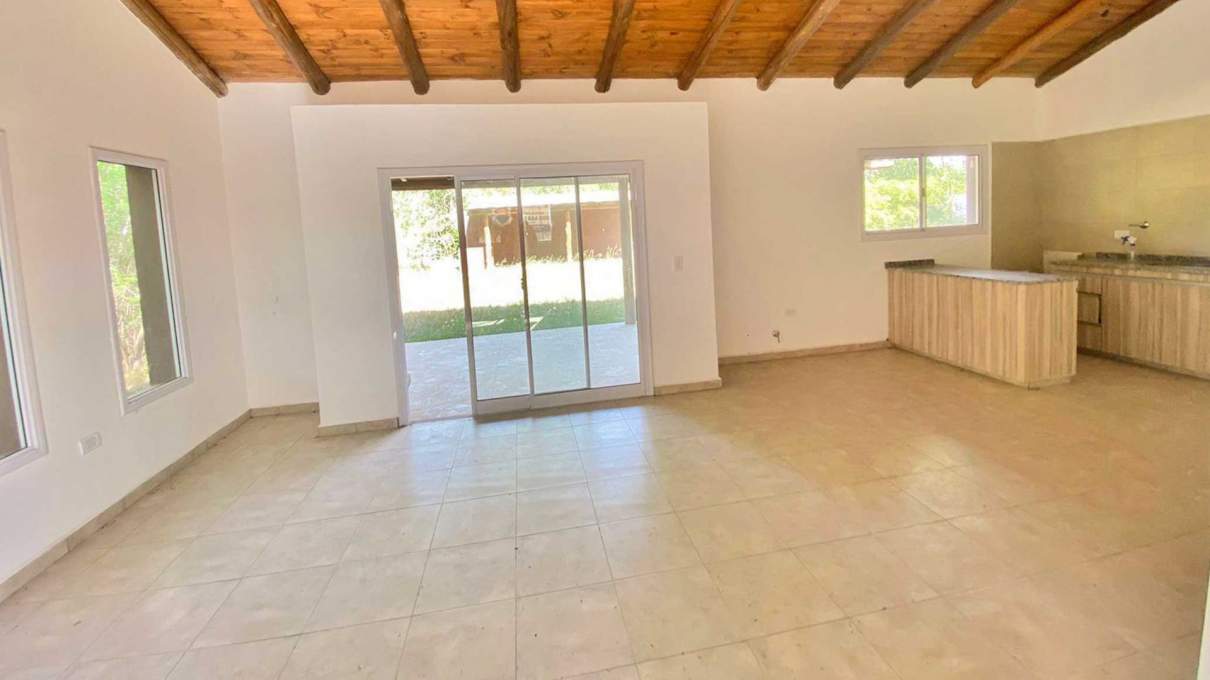 Casa a Estrenar de 2 Dormitorios en Barrio 4 Horizontes  Villa General Belgrano