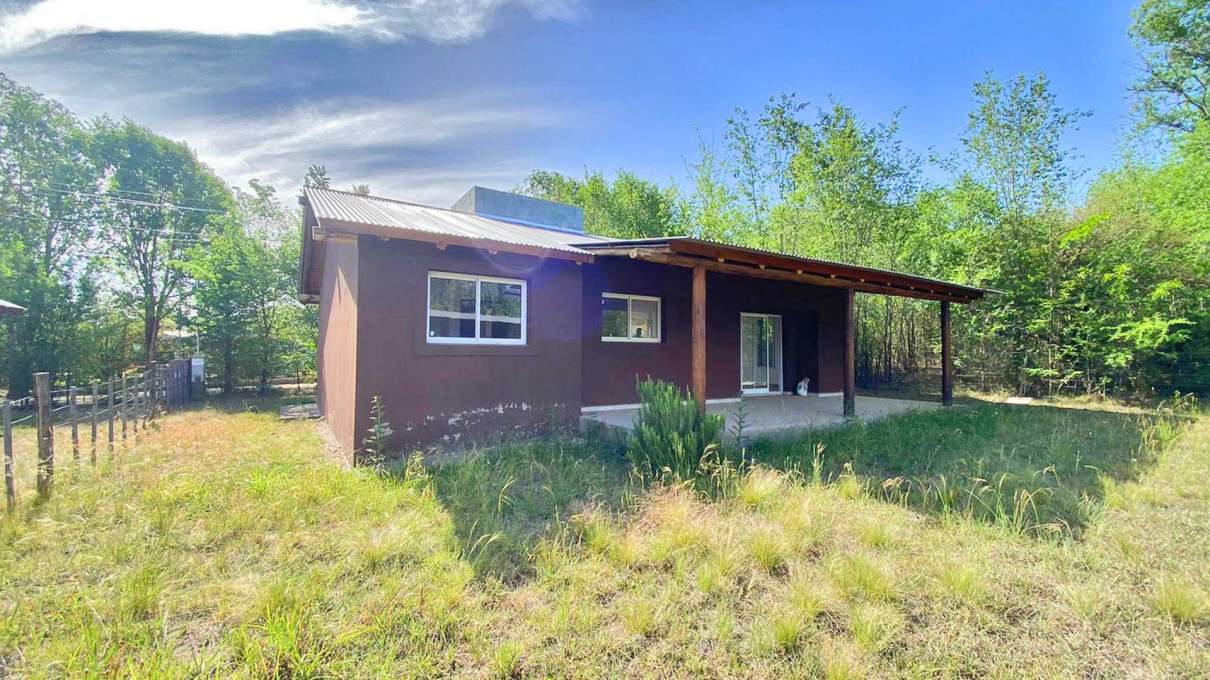 Casa a Estrenar de 2 Dormitorios en Barrio 4 Horizontes  Villa General Belgrano