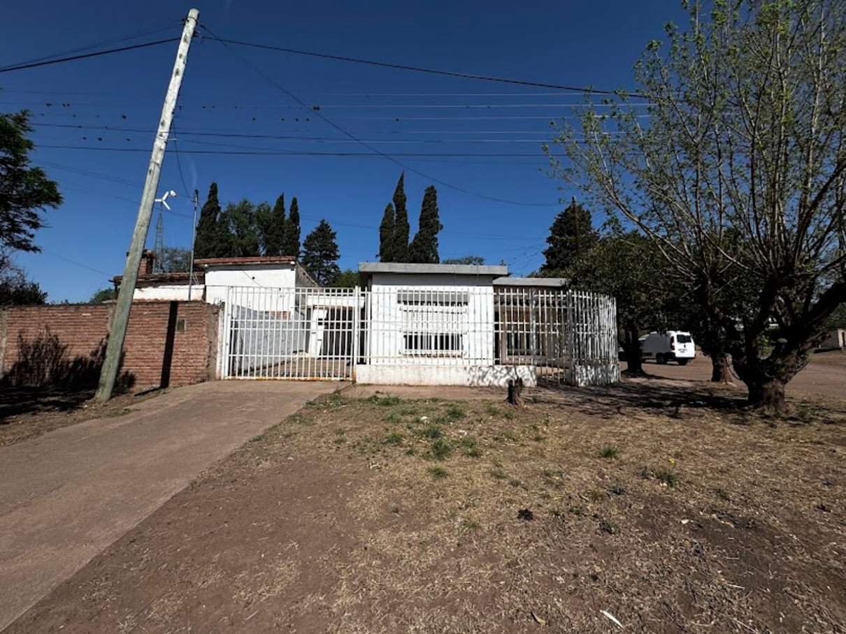 VENTA CASA 2 DORMITORIOS AGUADA DE REYES EMBALSE