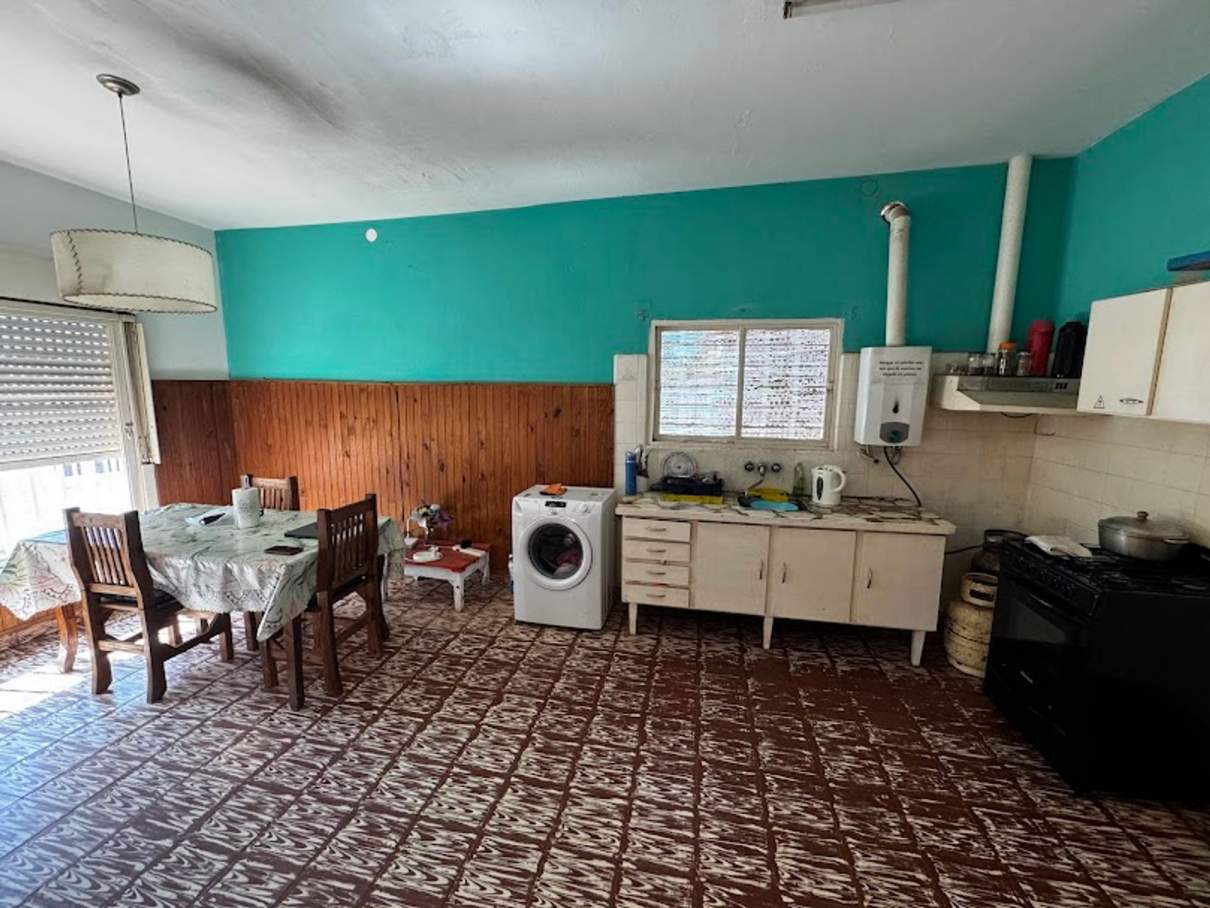 VENTA CASA 2 DORMITORIOS AGUADA DE REYES EMBALSE