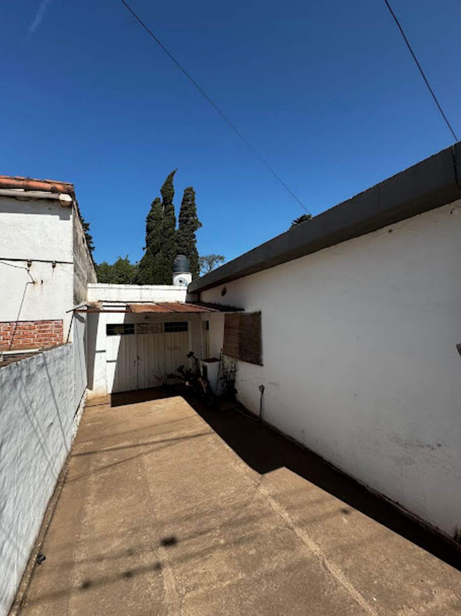VENTA CASA 2 DORMITORIOS AGUADA DE REYES EMBALSE