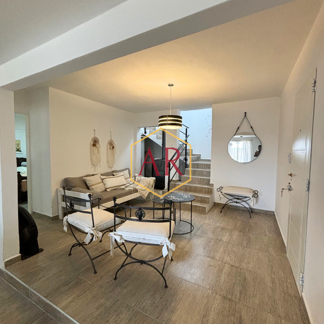 CABALANDO - HERMOSA CASA