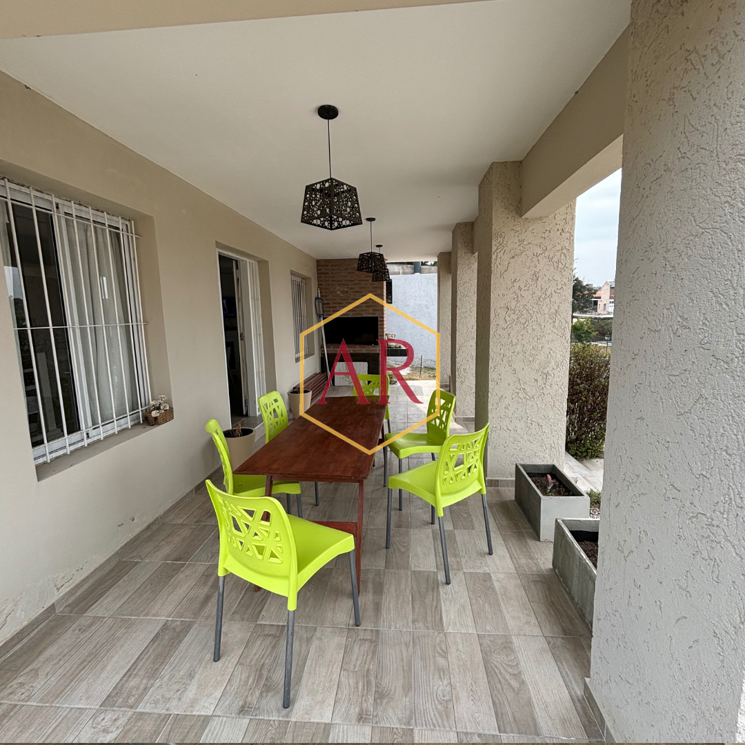 CABALANDO - HERMOSA CASA