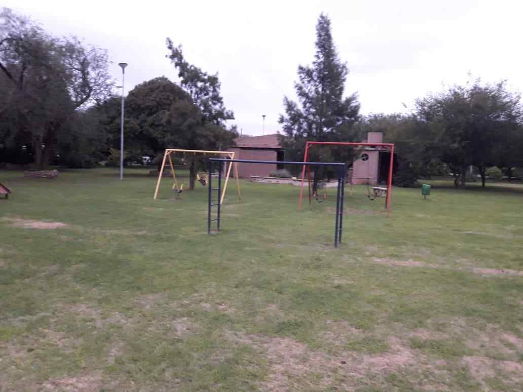 VENTA DE CASA EN COUNTRY B PRIVADO LOS ALGARROBOS CÓRDOBA
