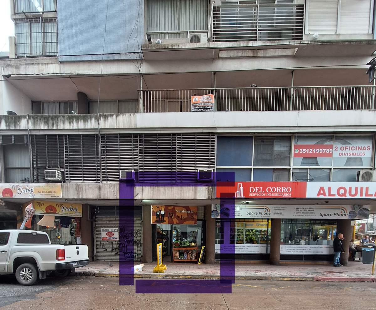 VENTA DE LOCAL COMERCIAL 2 NIVELES PLENO CENTRO