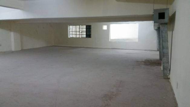 VENTA DE LOCAL 637 MTS CUBIERTOS EN 3 NIVELES CENTRO