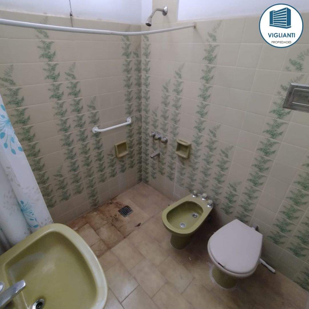 APTO CREDITO BANCOR-VENTA HERMOSA CASA ESQUINA- B Pueyrredón