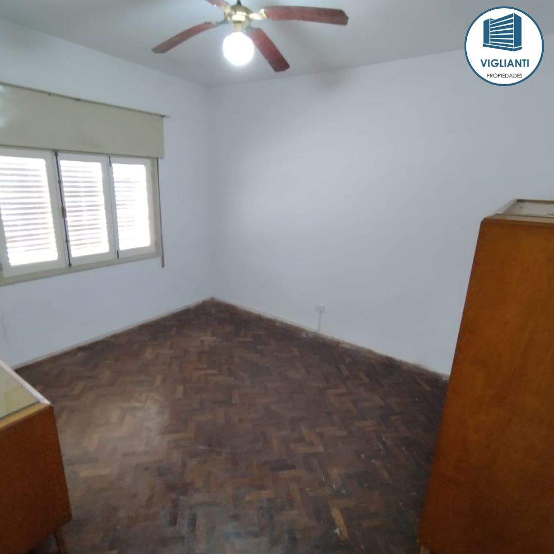 APTO CREDITO BANCOR-VENTA HERMOSA CASA ESQUINA- B Pueyrredón