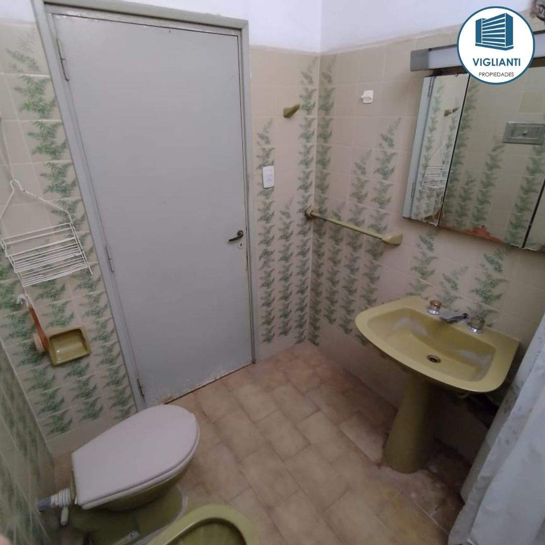 APTO CREDITO BANCOR-VENTA HERMOSA CASA ESQUINA- B Pueyrredón