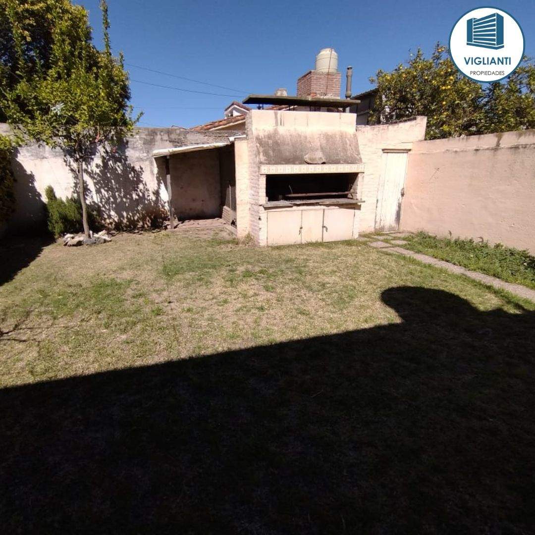 APTO CREDITO BANCOR-VENTA HERMOSA CASA ESQUINA- B Pueyrredón