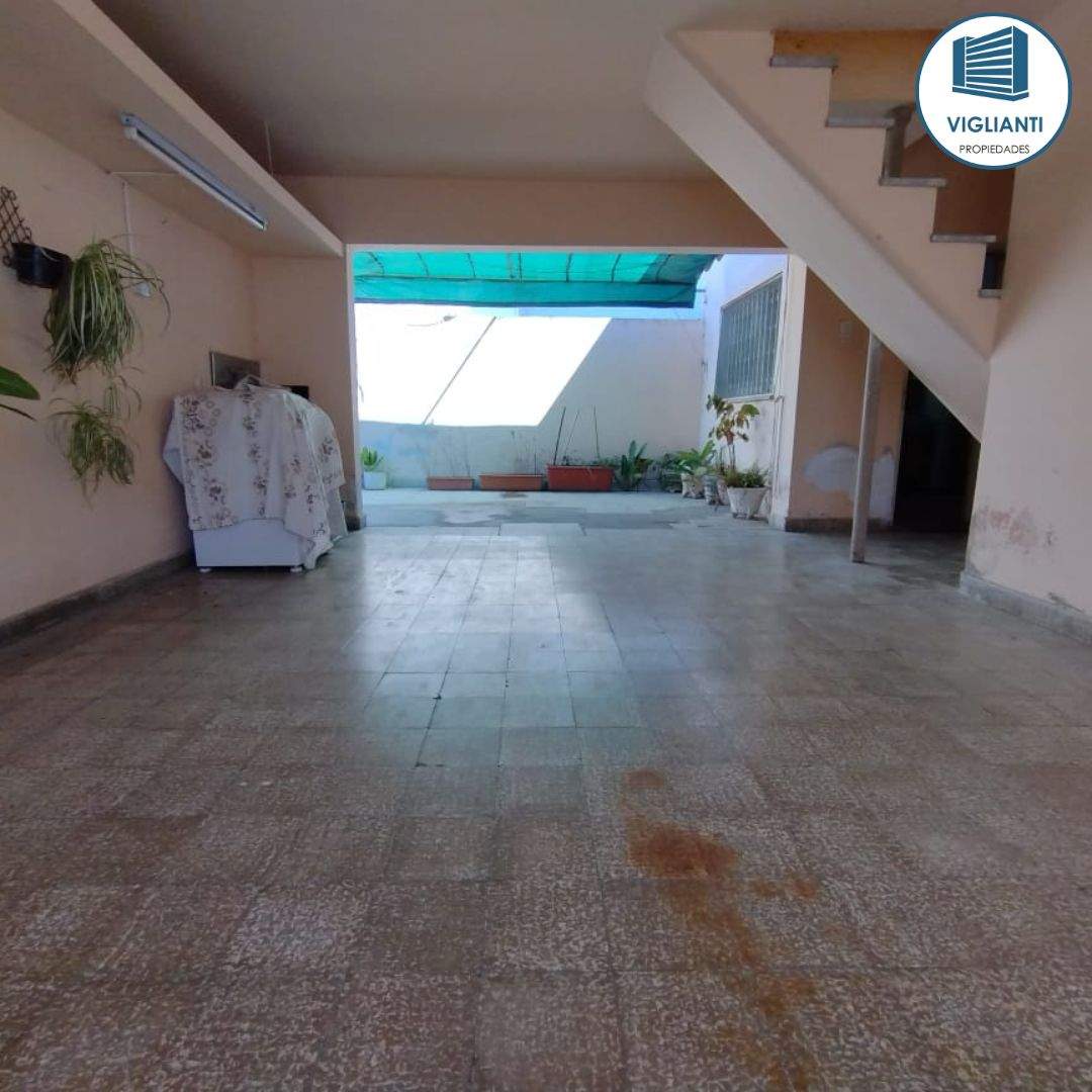 APTO CREDITO BANCOR-VENTA HERMOSA CASA ESQUINA- B Pueyrredón