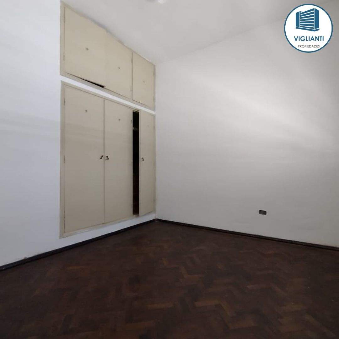 APTO CREDITO BANCOR-VENTA HERMOSA CASA ESQUINA- B Pueyrredón
