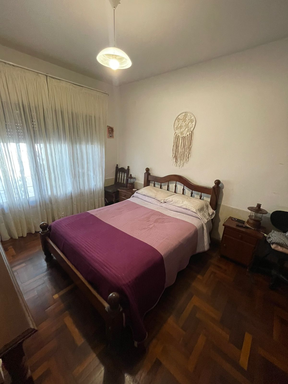 VENTA CASA- (patio y pileta) - RECIBE DPTO. COMO PARTE DE PAGO