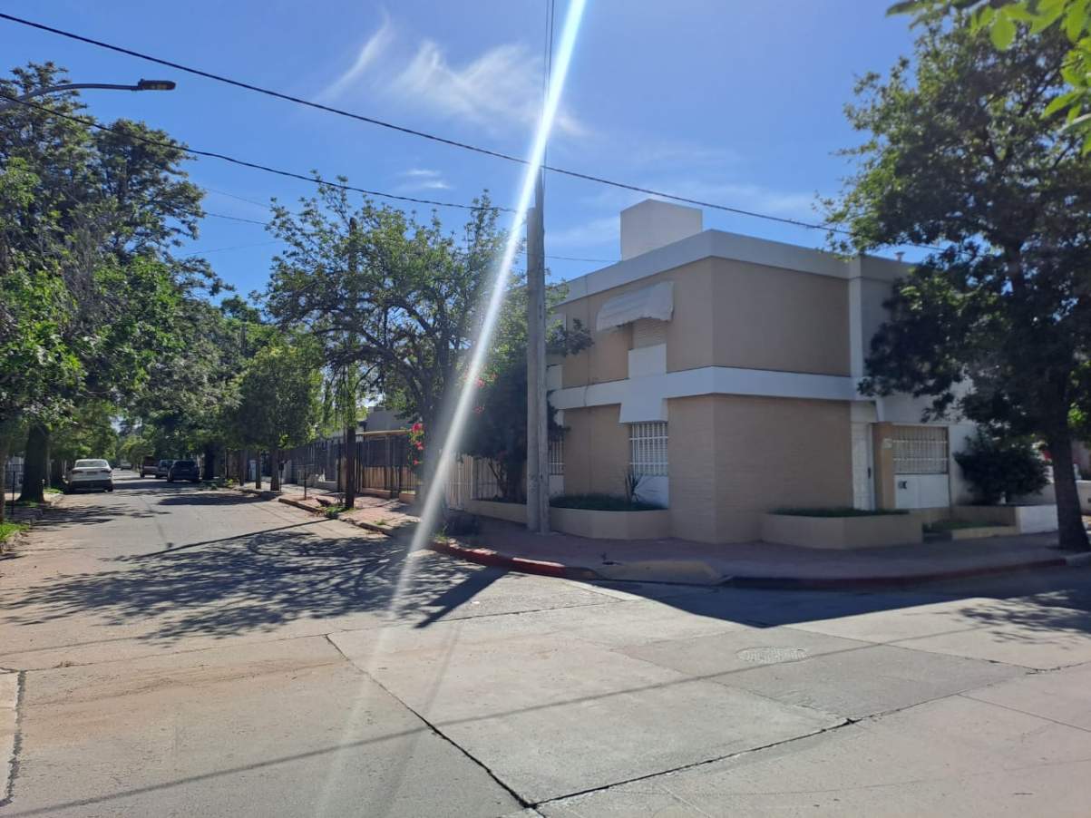 Urca - Casa 5 dormitorios - Excelente ubicación
