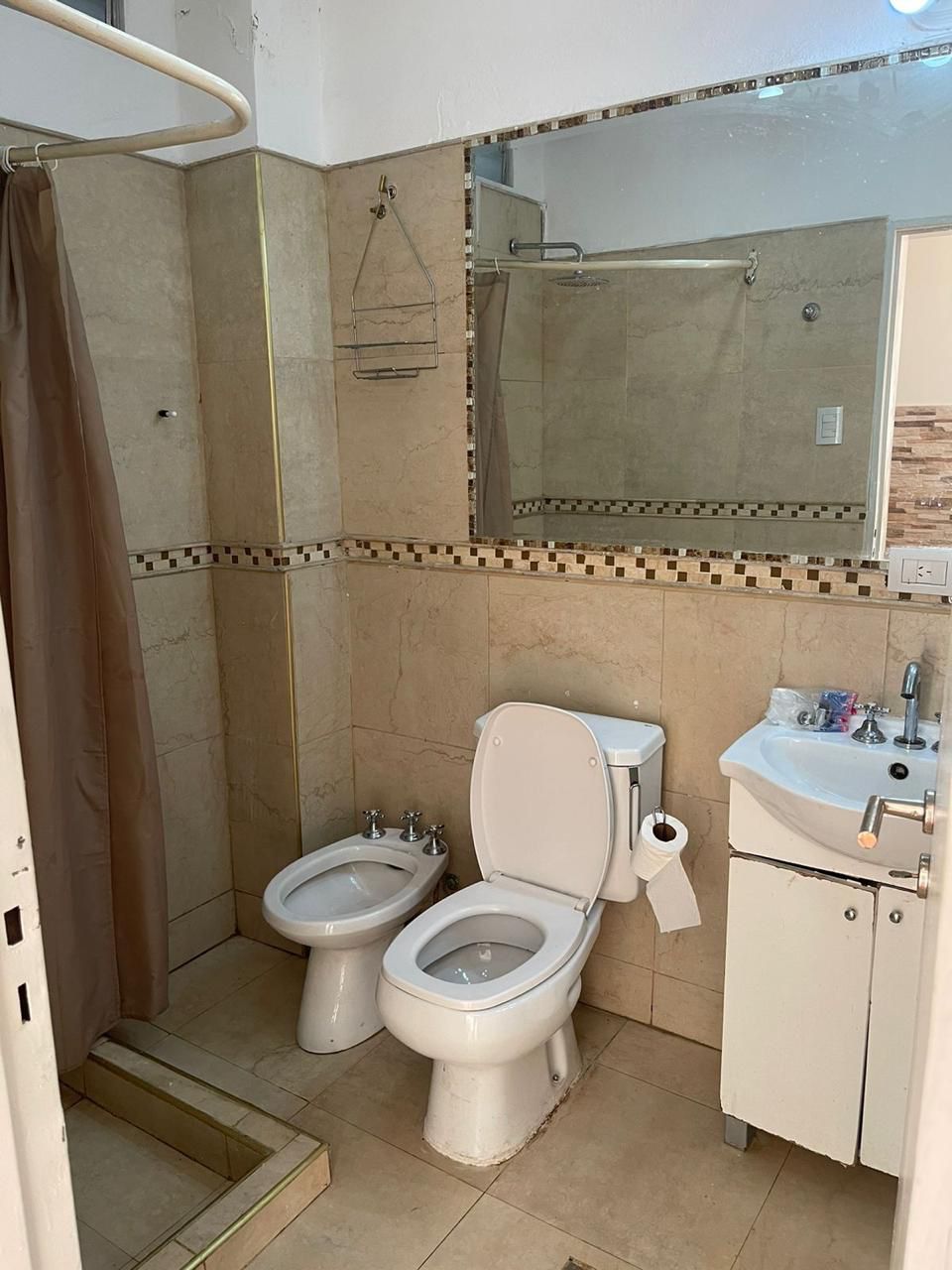 Venta casa 3 dormitorios Zona Norte