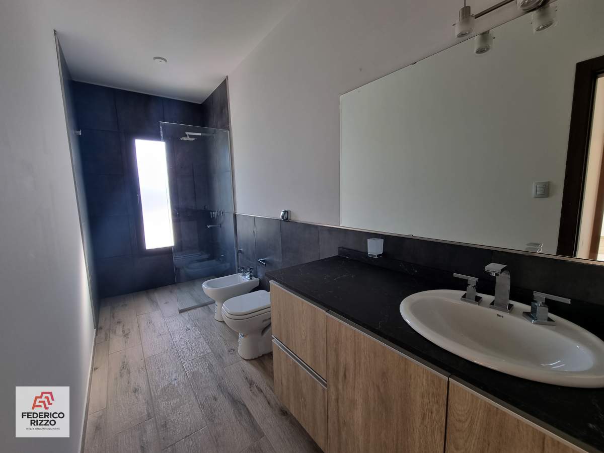 ¡Oportunidad única en Alta Gracia! Se vende un hermoso dúplex