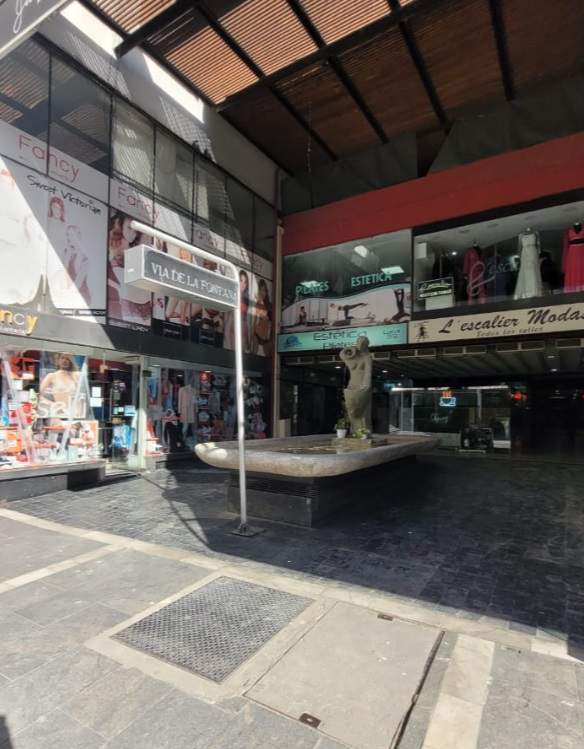 VENTA DE LOCAL GALERIA VIA DE LA FONTANA