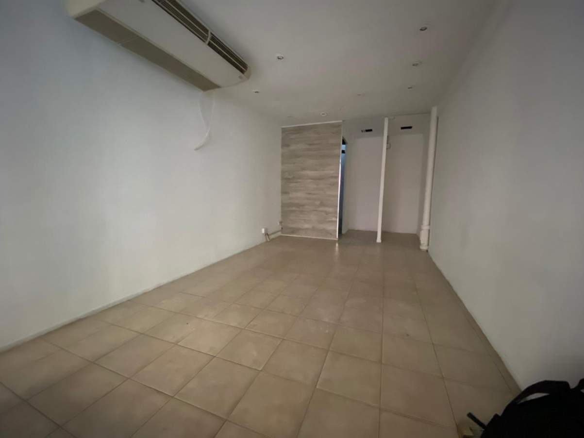 VENTA DE LOCAL COMERCIAL CENTRO