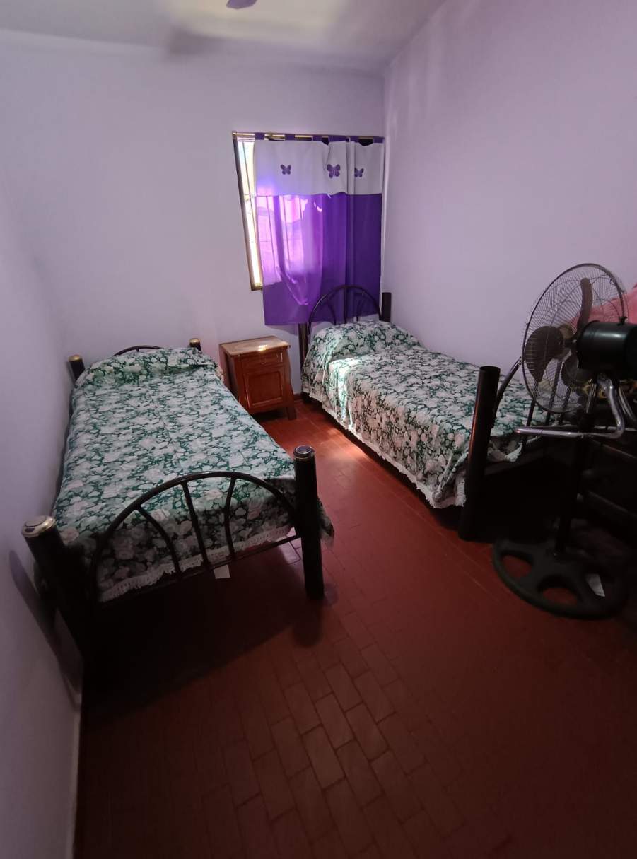 VENTA CASA DOS DORMITORIOS      BARRIO LAS PALMAS