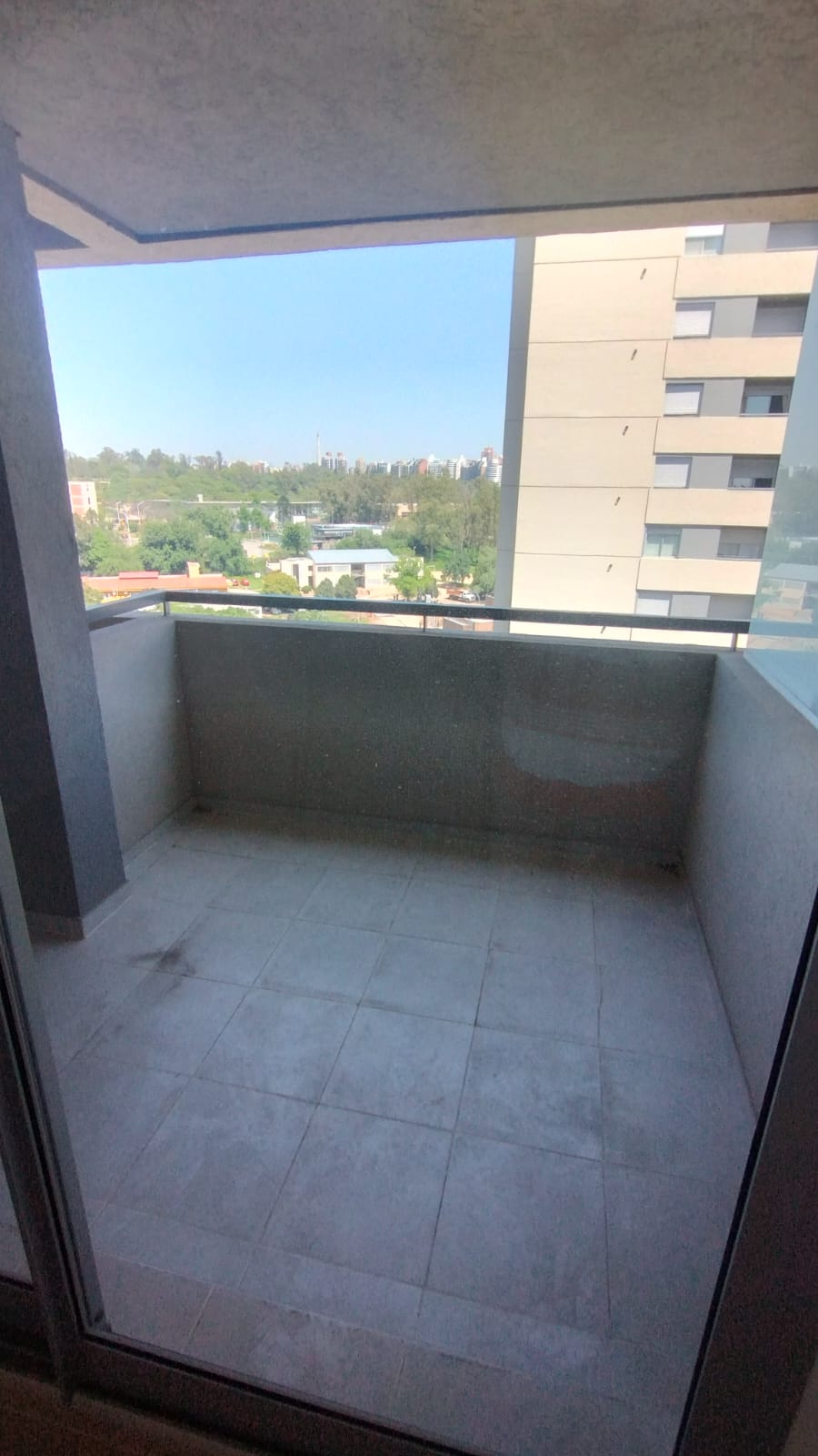 VENDO A ESTRENAR 2 DORM EN PILAY FUTURA Z NUEVA CORDOBA cCOCHERA