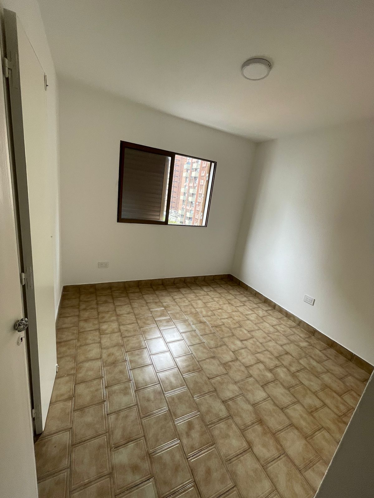 VENDO 1 DORM NUEVA CORDOBA PEGADO AL PATIO OLMOS