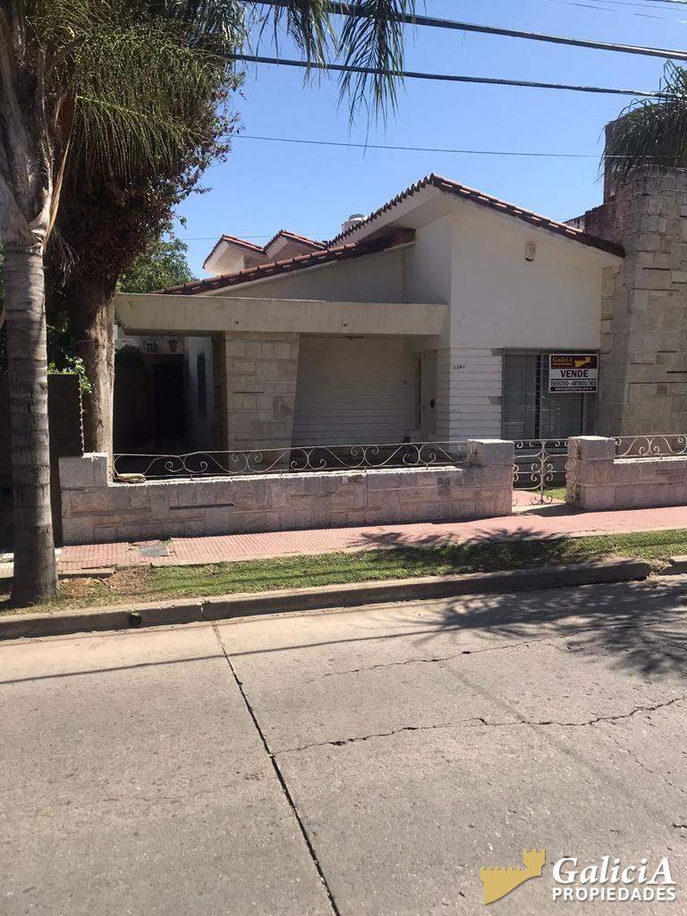 VENDE”  Excelente oportunidad VIVIENDA MANUEL LOPEZ N° 2247  - Cerro de las Rosas