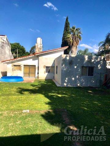 VENDE”  Excelente oportunidad VIVIENDA MANUEL LOPEZ N° 2247  - Cerro de las Rosas