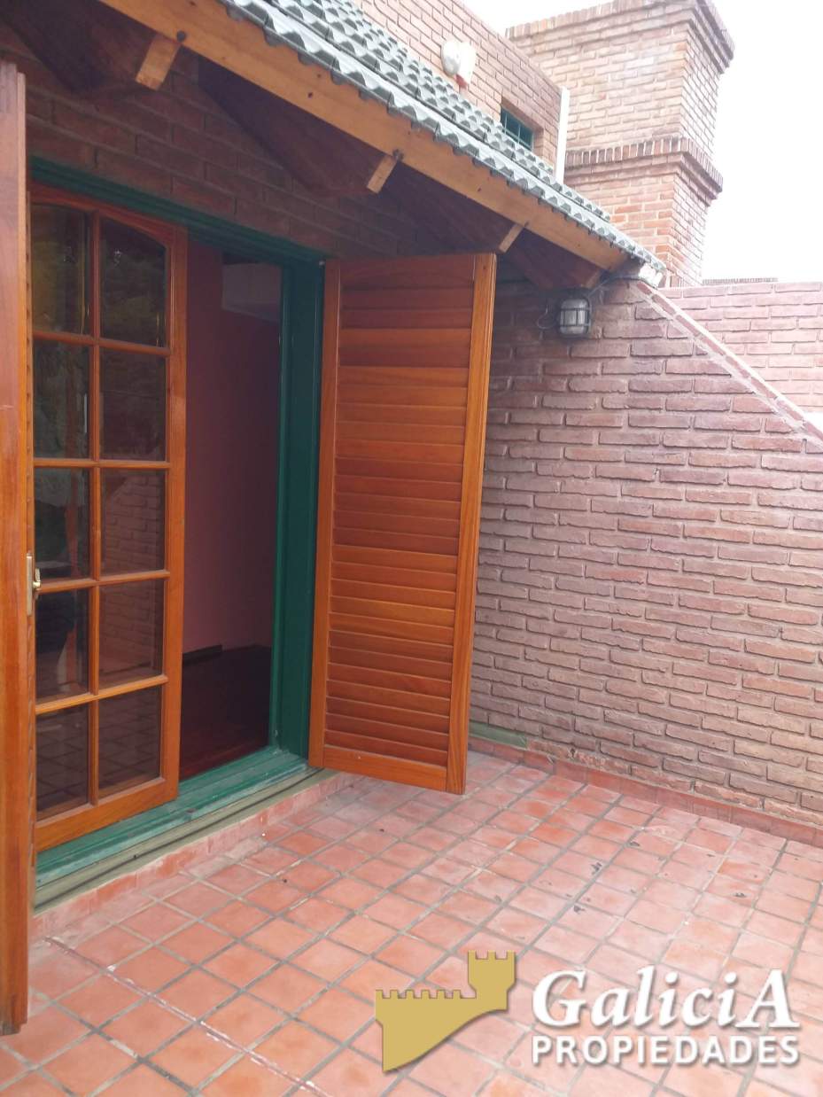 VENDO EXCELENTE PROPIEDAD EN PARQUE CHACABUCO A METROS DE CORDOBA SHOPPING