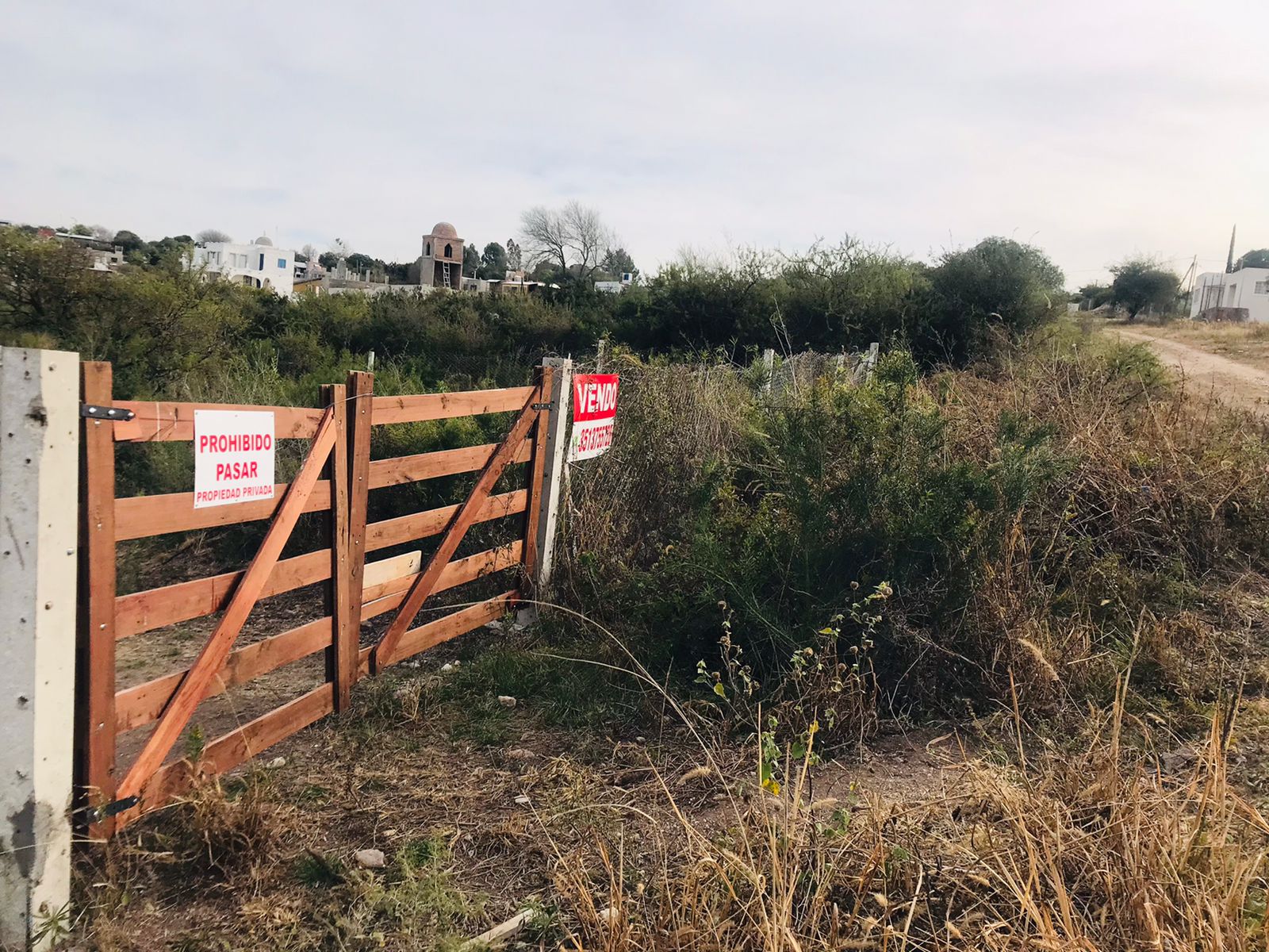 LOTE EN VENTA  .    Villa Santa Cruz del Lago.
