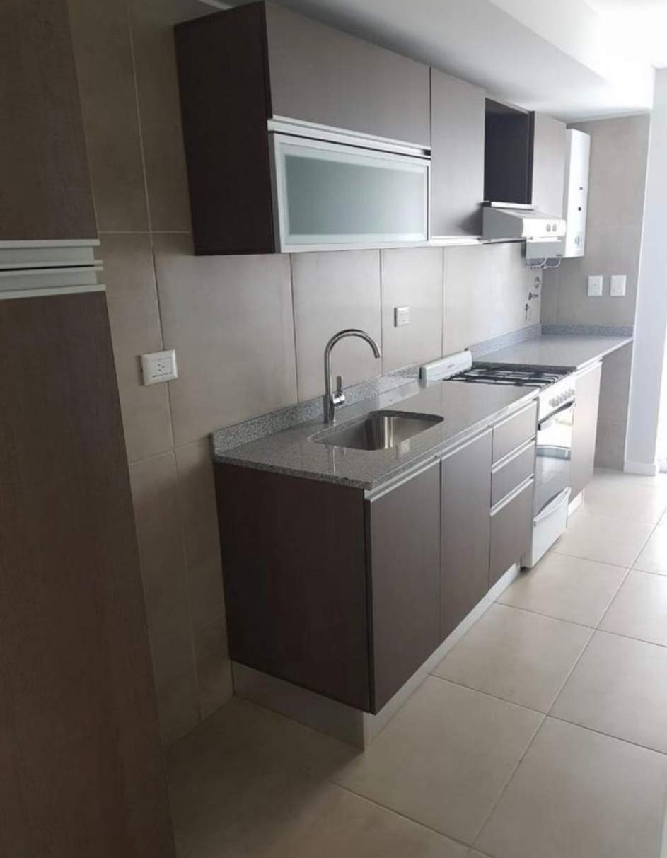 Departamento de Categoría en Venta, 2 Dormitorios, General Paz, Córdoba