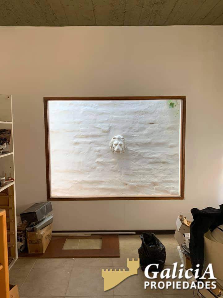 VENDO HERMOSA CASA CON AMPLIO JARDIN A MTS DE RAFAEL NUÑEZ AL 5900