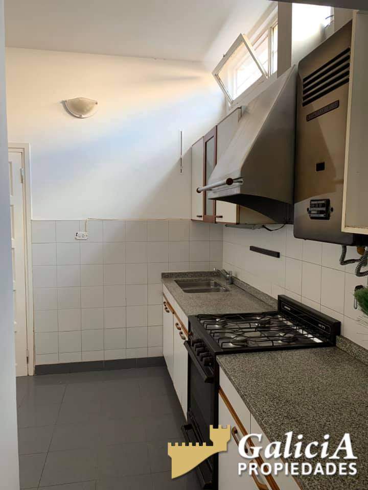 VENDO HERMOSA CASA CON AMPLIO JARDIN A MTS DE RAFAEL NUÑEZ AL 5900