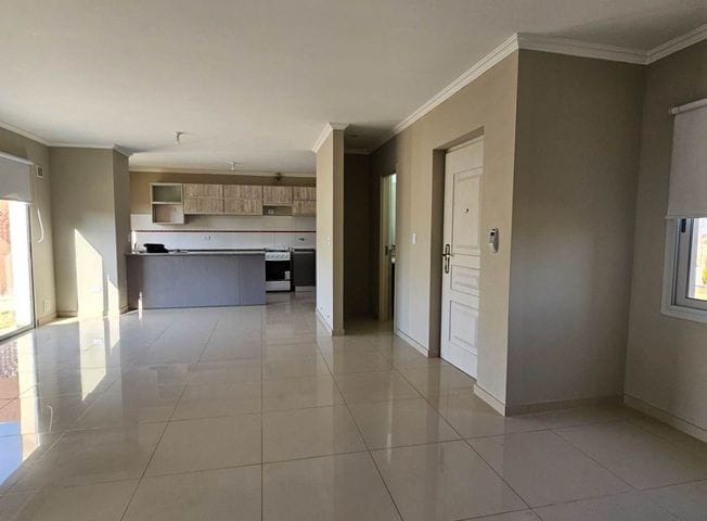 Vendo Casa  2 Dorm Cochera Doble en Reserva Tajamar