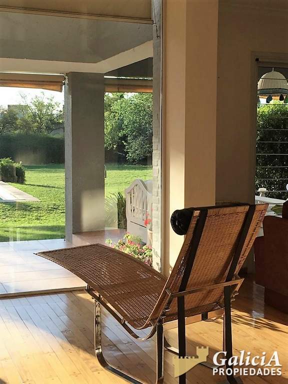 Exclusiva casa en Va Allende Golf, 4 dorm mas depend.