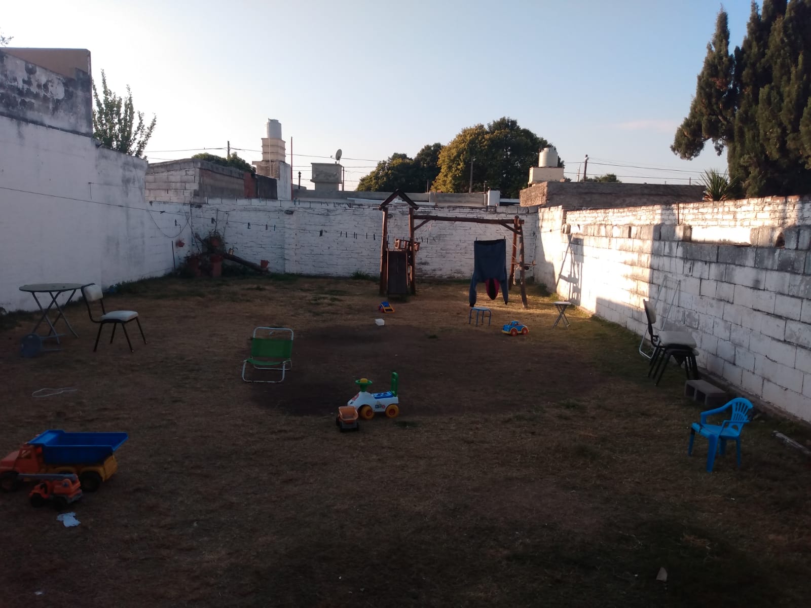 AMPLIO PATIO!- Casa 2 Dorm. B SAN NICOLAS