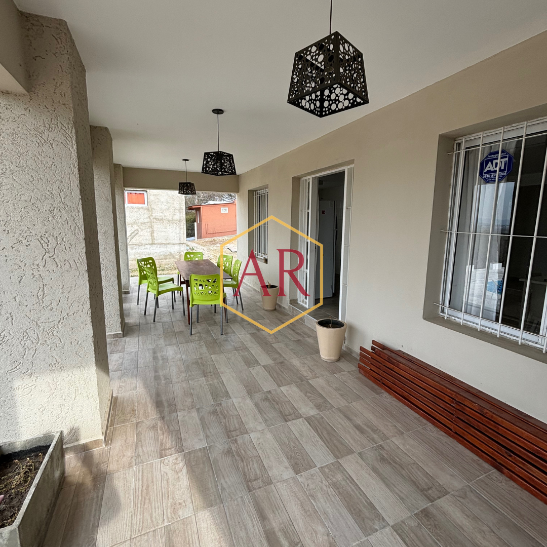 CABALANDO - HERMOSA CASA