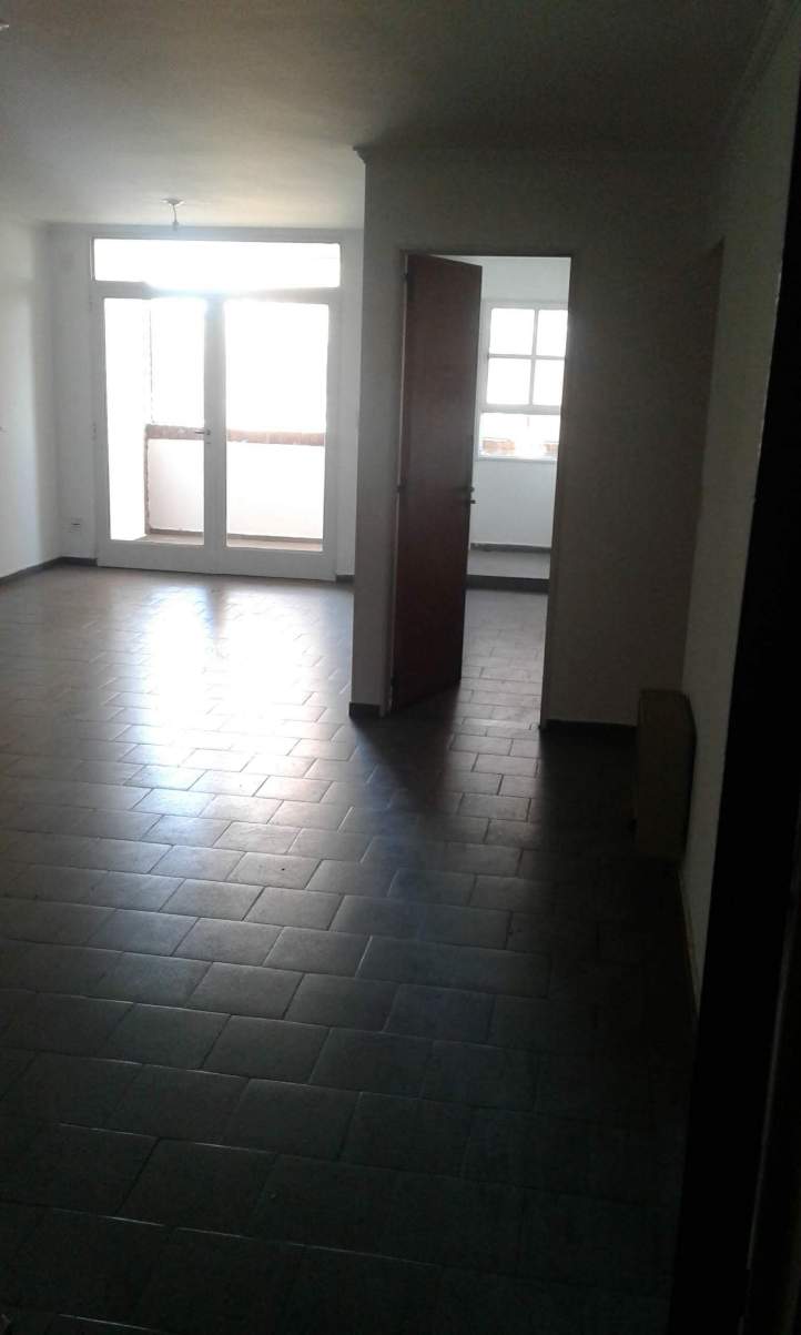 Depto Venta sobre Av Pueyrredon 675, (frente a Tribunales II). 6º piso c-balcon