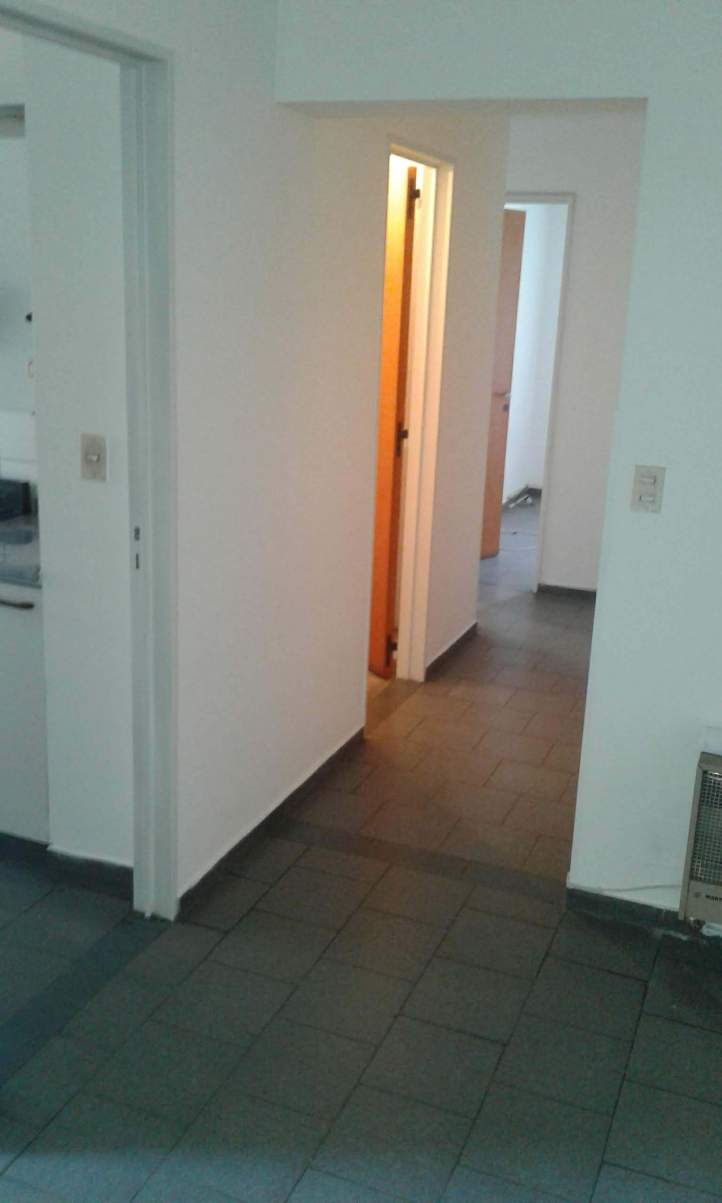 Depto Venta sobre Av Pueyrredon 675, (frente a Tribunales II). 6º piso c-balcon