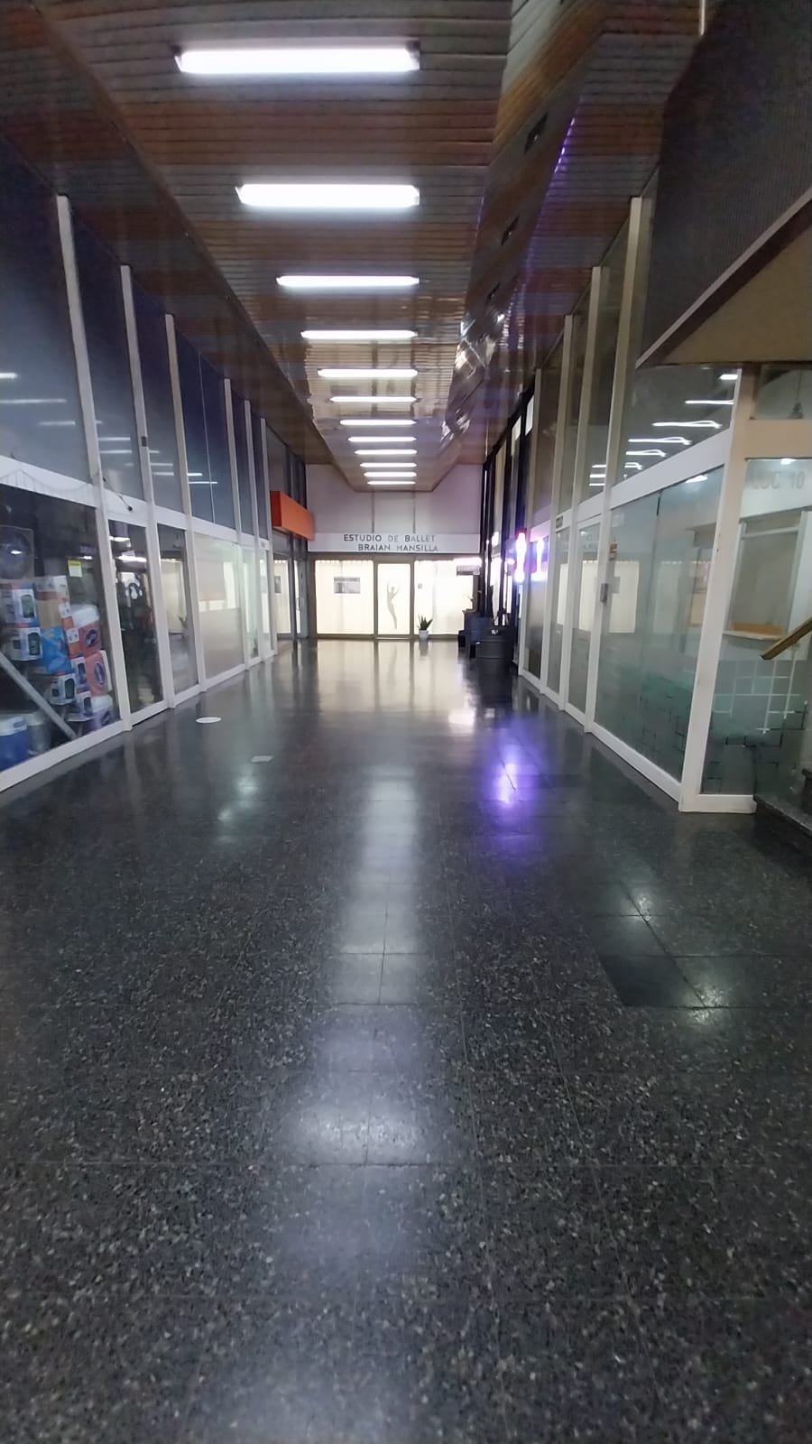 Oficina Deposito EN VENTA, de gastos bajos sobre 9 de Julio, pleno centro