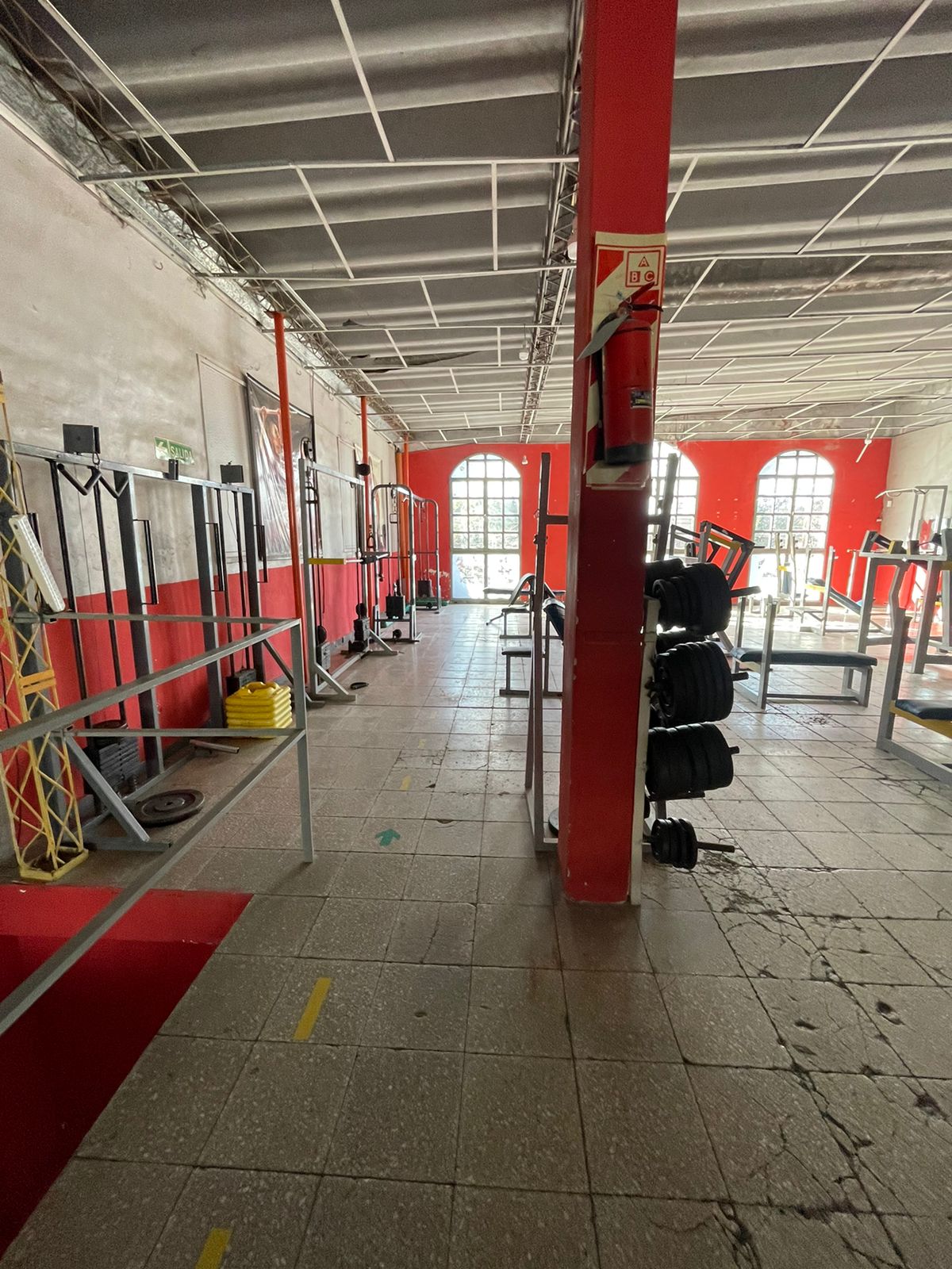 IDEAL DESARROLLO INMOBILIARIO- VENTA SALON COMERCIAL- B Gral. Paz