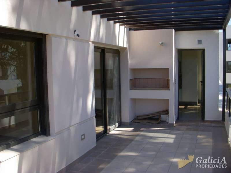 Exclusivo - Casonas del Cerro - 3 dorm c-garaje.