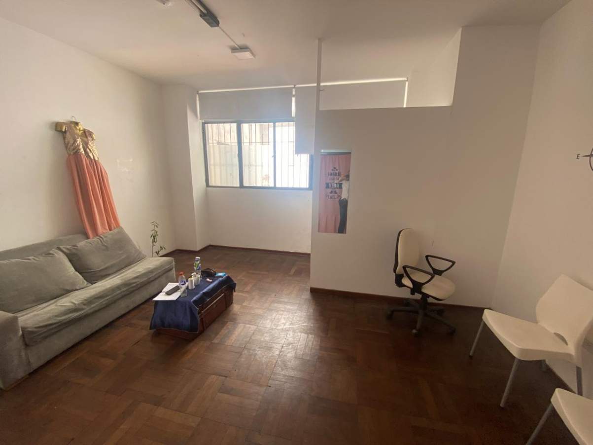 B CENTRO - OFICINA CON BAÑO PRIVADO - PASAJE MUÑOZ