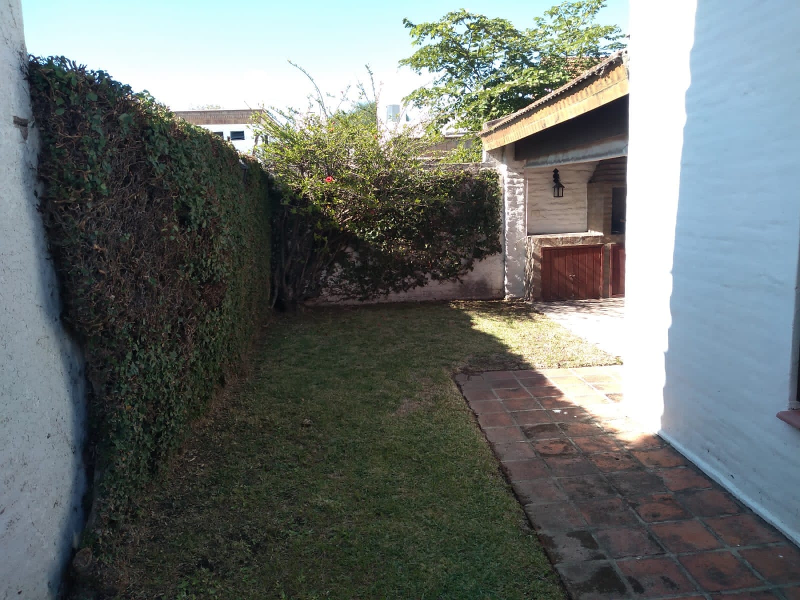 OPORTUNIDAD CASA EN VENTA EN JARDIN ESPINOSA , UNA PLANTA. ESCUCHO OFERTAS