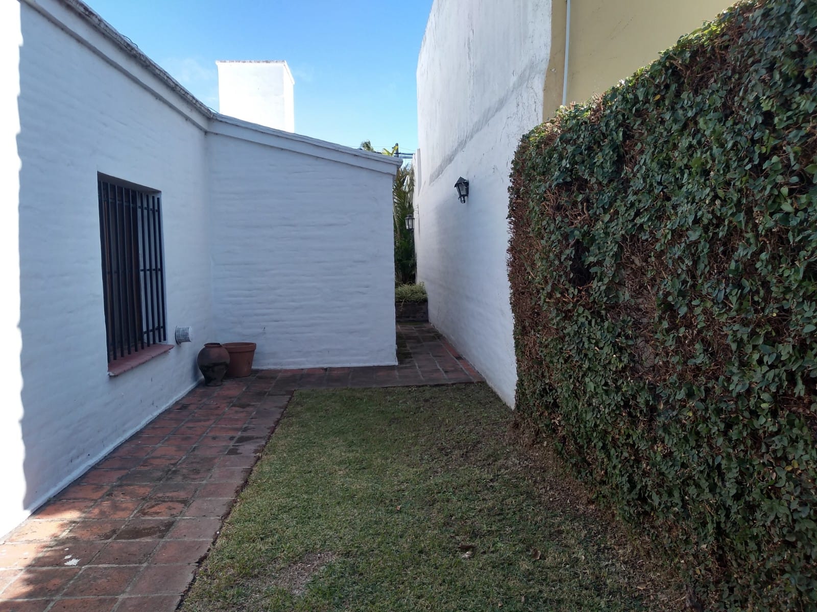 OPORTUNIDAD CASA EN VENTA EN JARDIN ESPINOSA , UNA PLANTA. ESCUCHO OFERTAS
