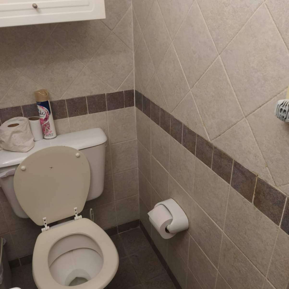 Dúplex de tres dormitorios con cochera - Barrio Uritorco - (alt. Duarte Quiros 3900)