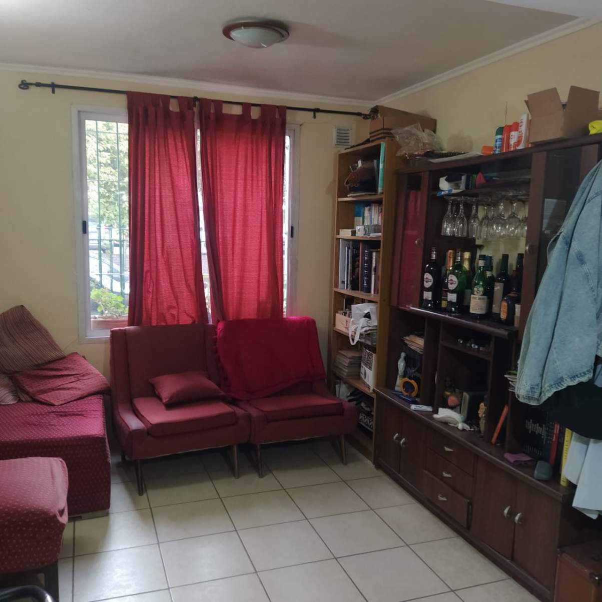 Dúplex de tres dormitorios con cochera - Barrio Uritorco - (alt. Duarte Quiros 3900)